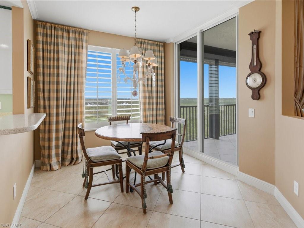 Breakfast Room off the Kitchen