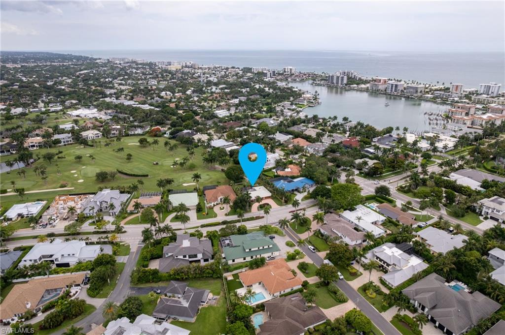 520 Harbour DR photo 9