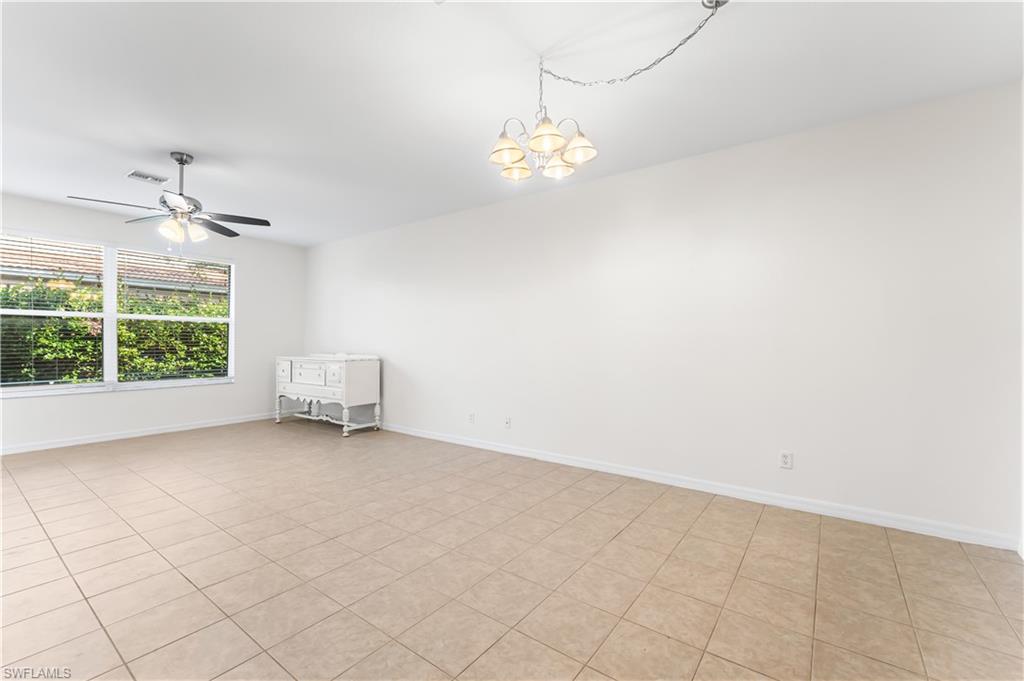 17513 Cherry Ridge LN photo 12