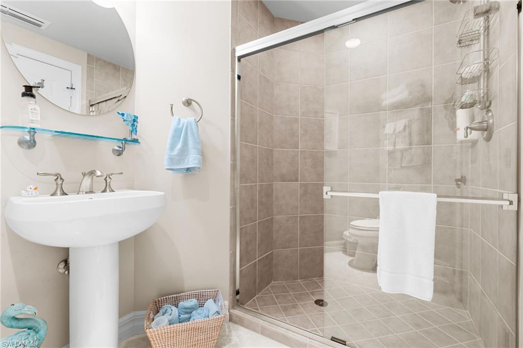 4751 West Bay BLVD 802 photo 17