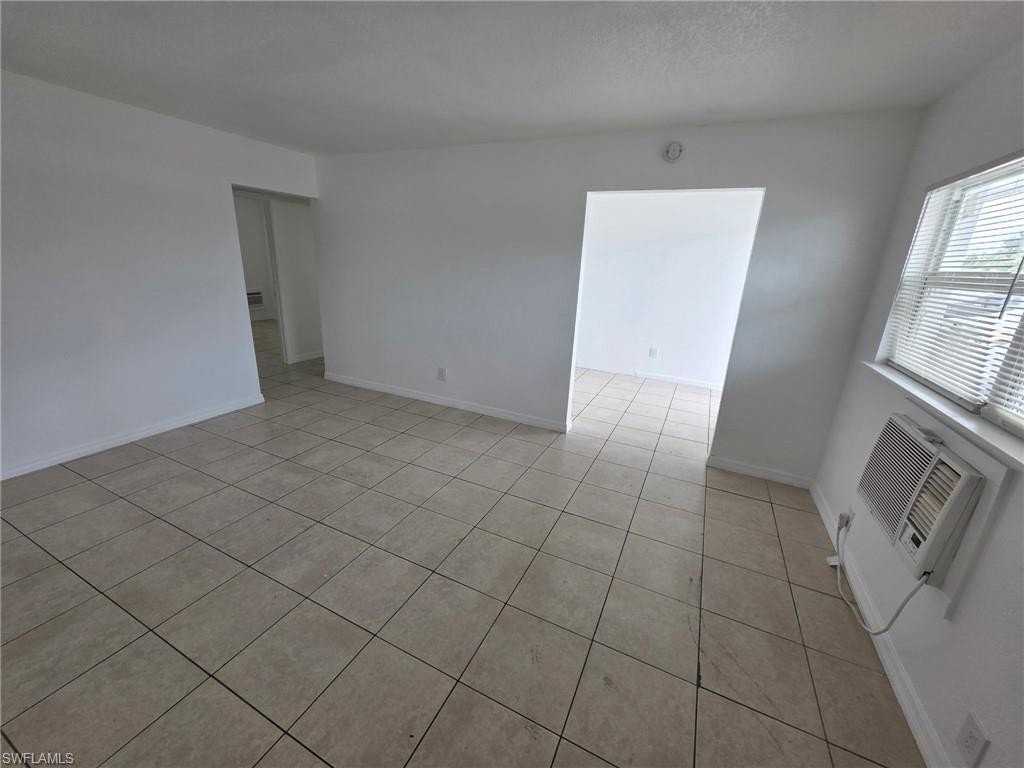 2452 Stella ST 105 photo 8