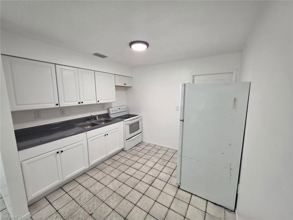 5426 Sago AVE 5422