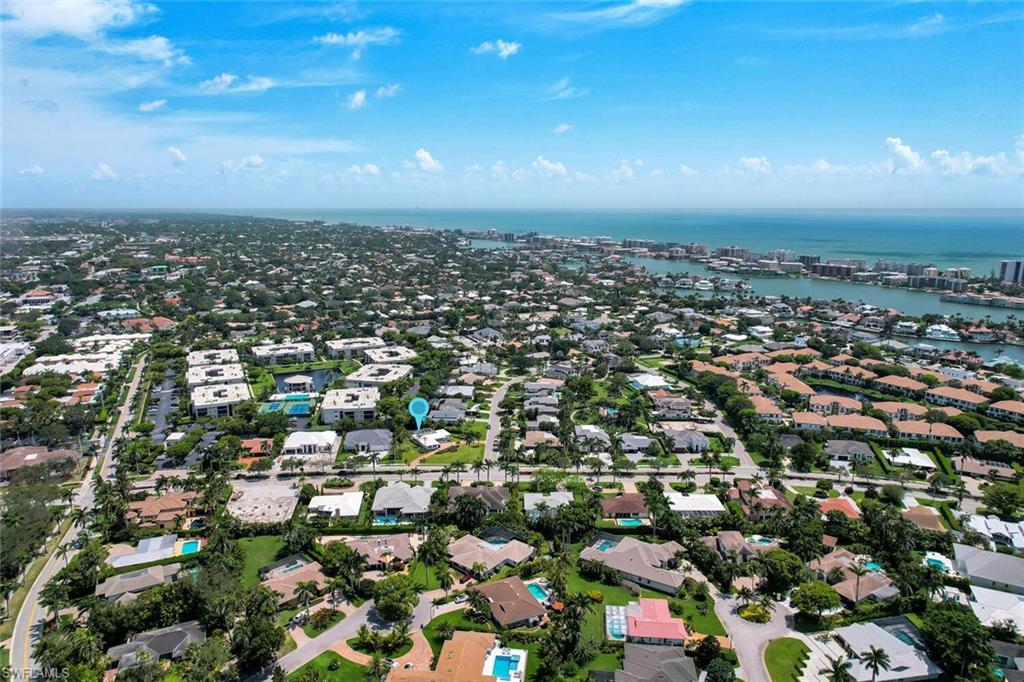 740 Park Shore DR photo 33