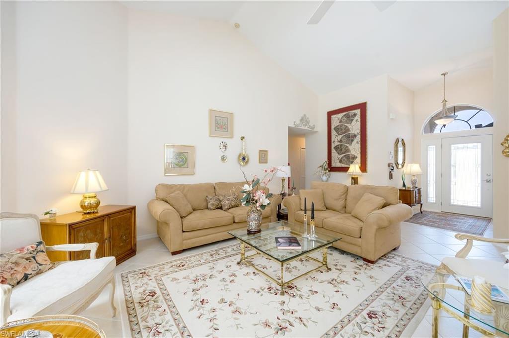 2232 Piccadilly CT photo 8
