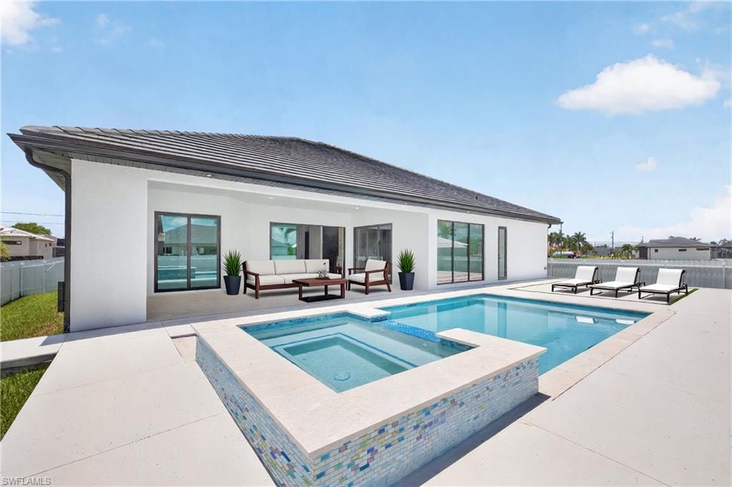 121 NW 35th PL
