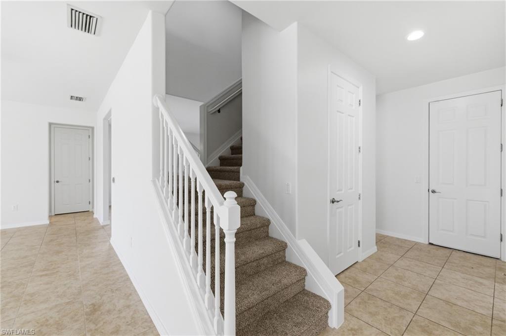 2639 Bellingham CT photo 10