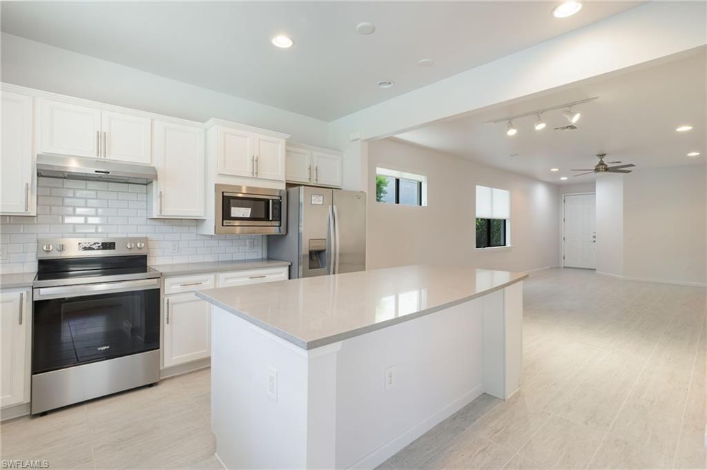 20122 Corkscrew Shores BLVD photo 7
