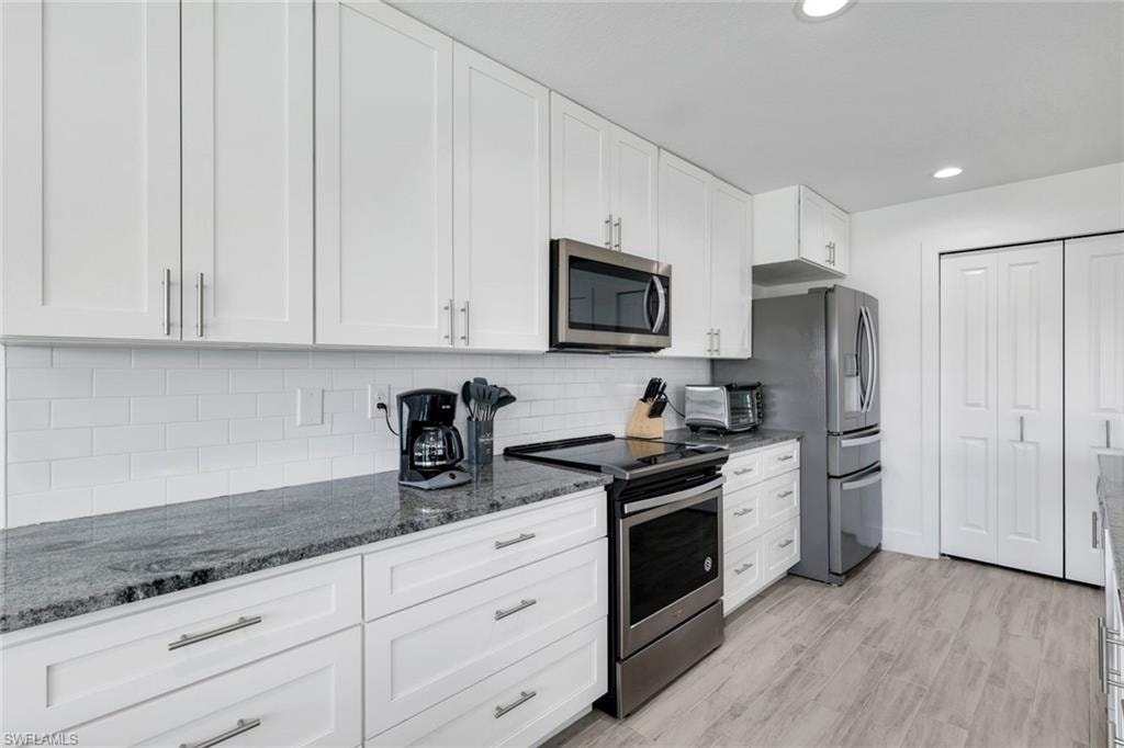 6053 Montego Bay LOOP photo 17