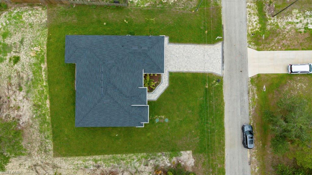 814 Clayton AVE photo 23