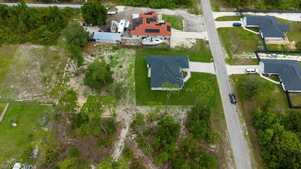 814 Clayton AVE photo 22