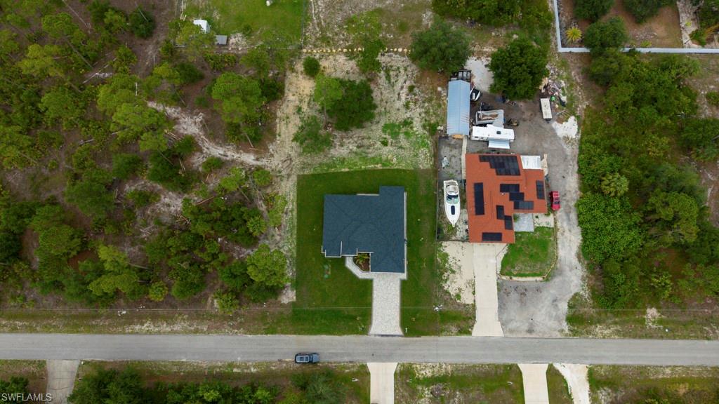 814 Clayton AVE photo 19