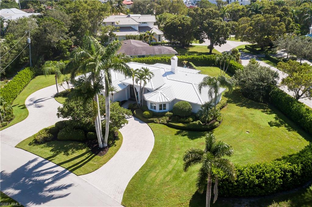 420 Palm CIR E photo 34