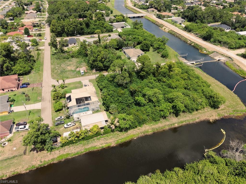 1102 Ann AVE N photo 9