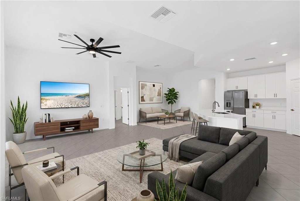 12061 Santaluz DR 201 photo 7