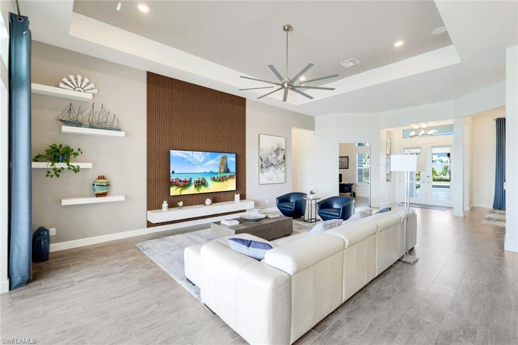 11401 Venetian Lagoon DR photo 6
