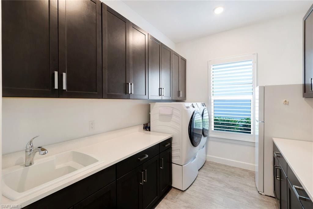 11401 Venetian Lagoon DR photo 37