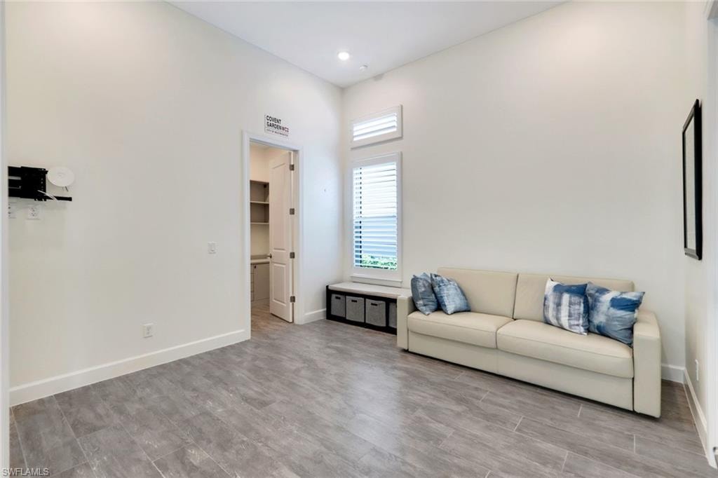 11401 Venetian Lagoon DR photo 31