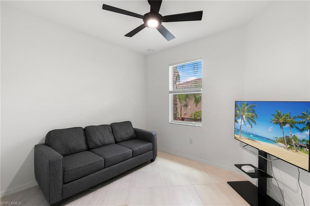 2547 Vine AVE photo 20