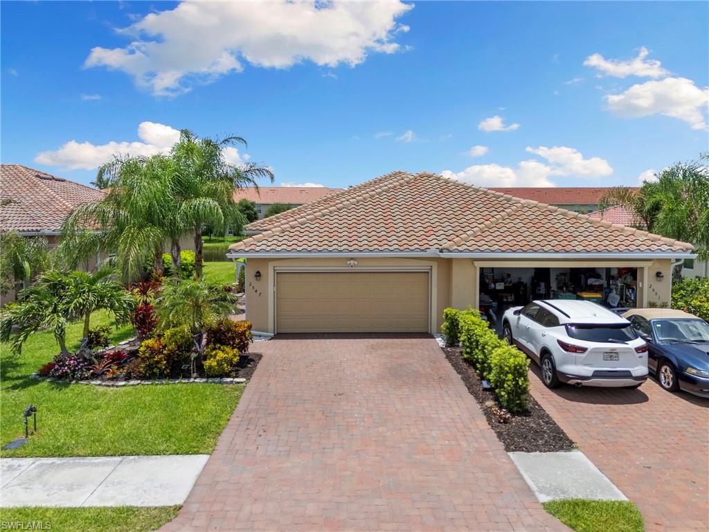 2547 Vine AVE