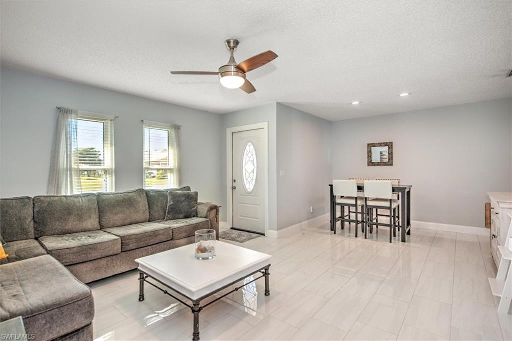 1817 SW 40th ST