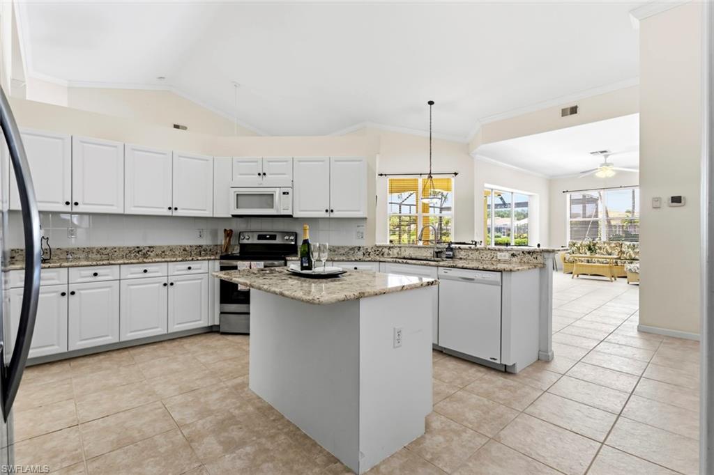 7538 Citrus Hill LN photo 11