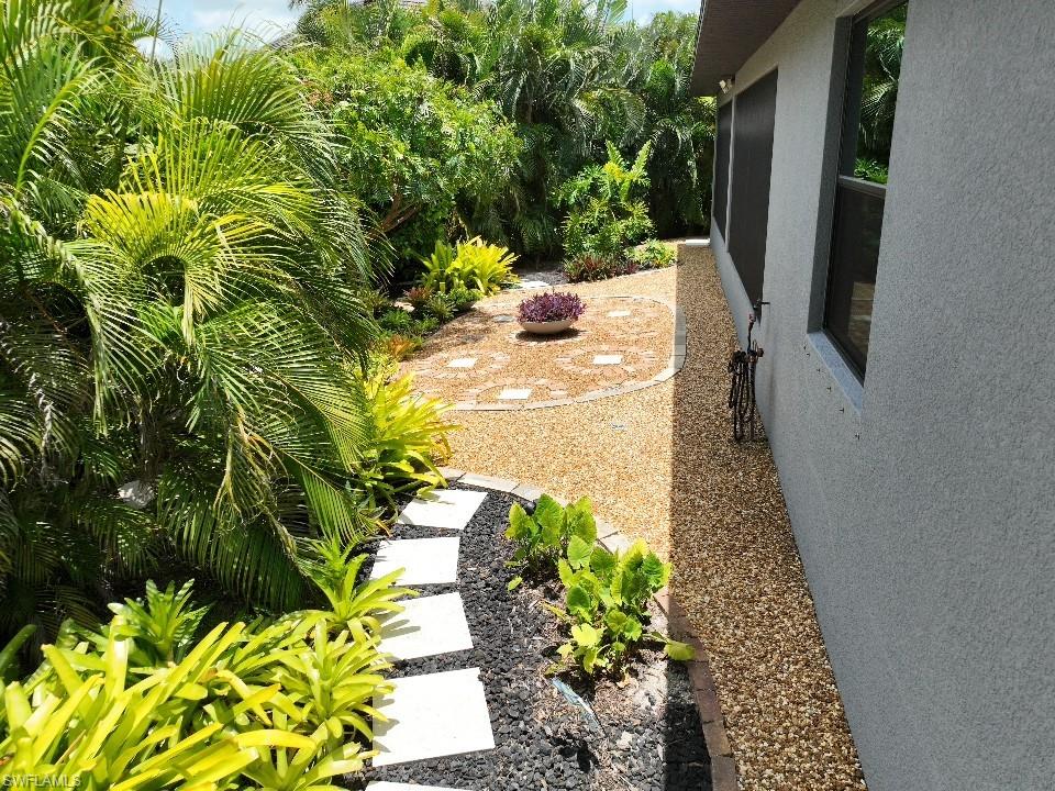 111 Bahama AVE photo 44
