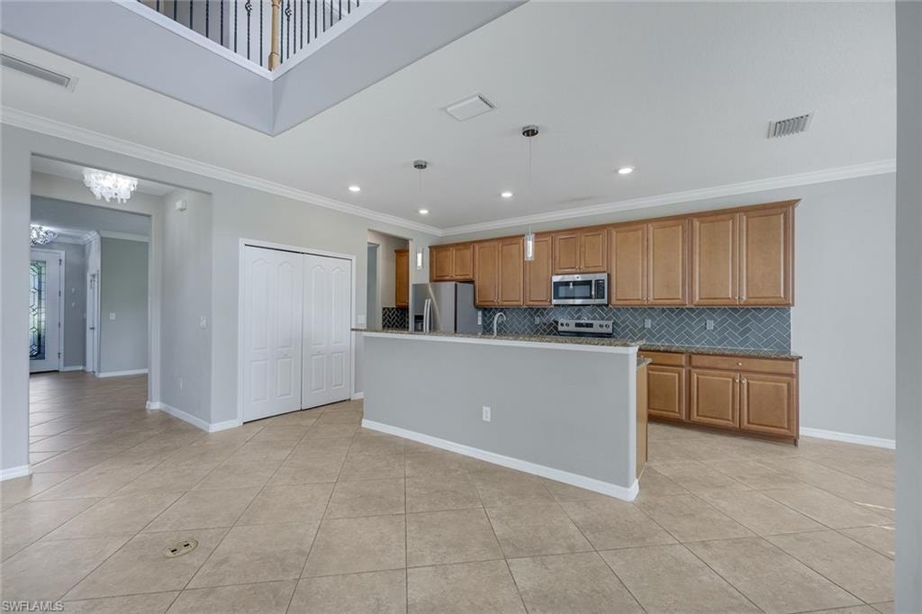 2262 Vermont LN photo 7