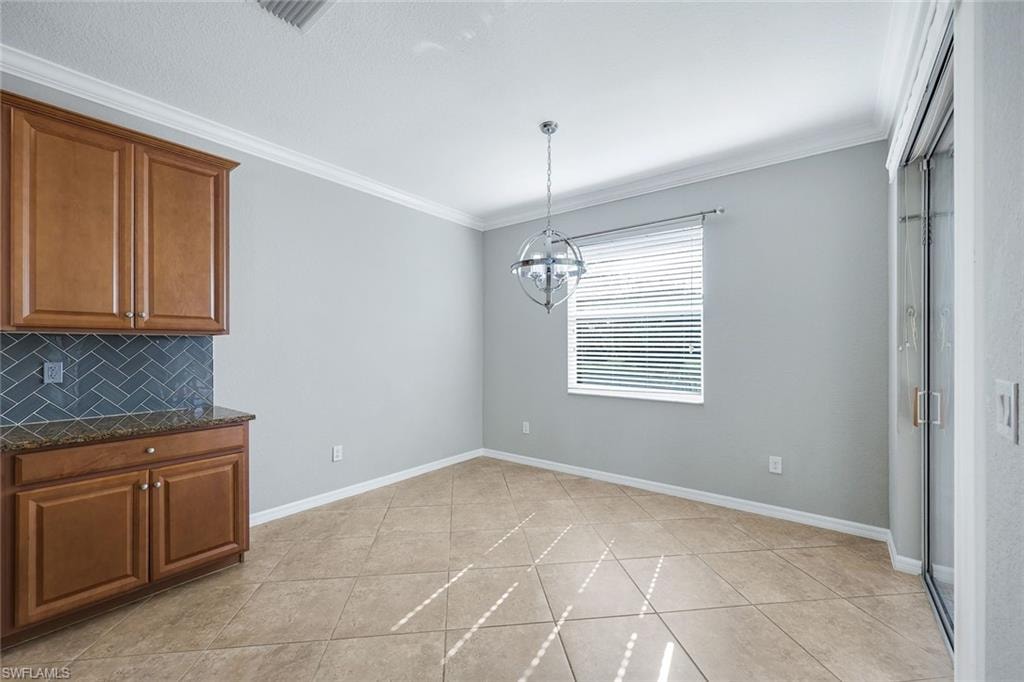 2262 Vermont LN photo 8