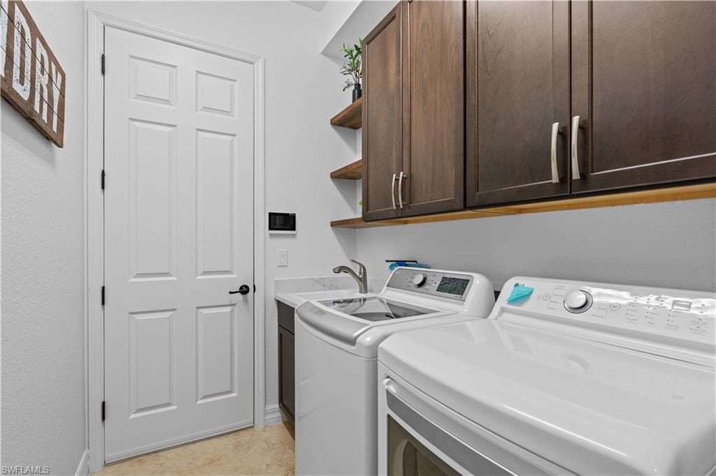 9352 Vercelli CT photo 28