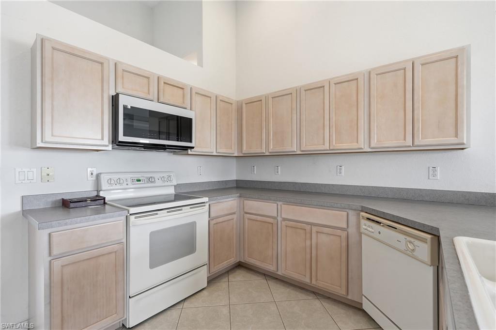 18144 Royal Hammock BLVD photo 18