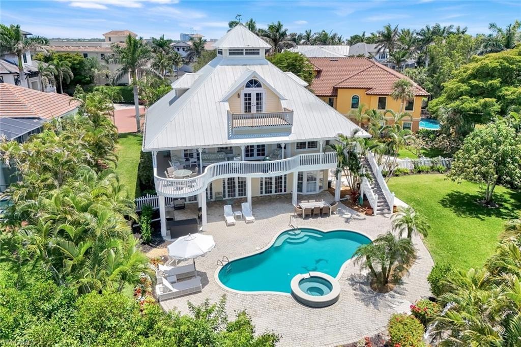 203 San Mateo DR