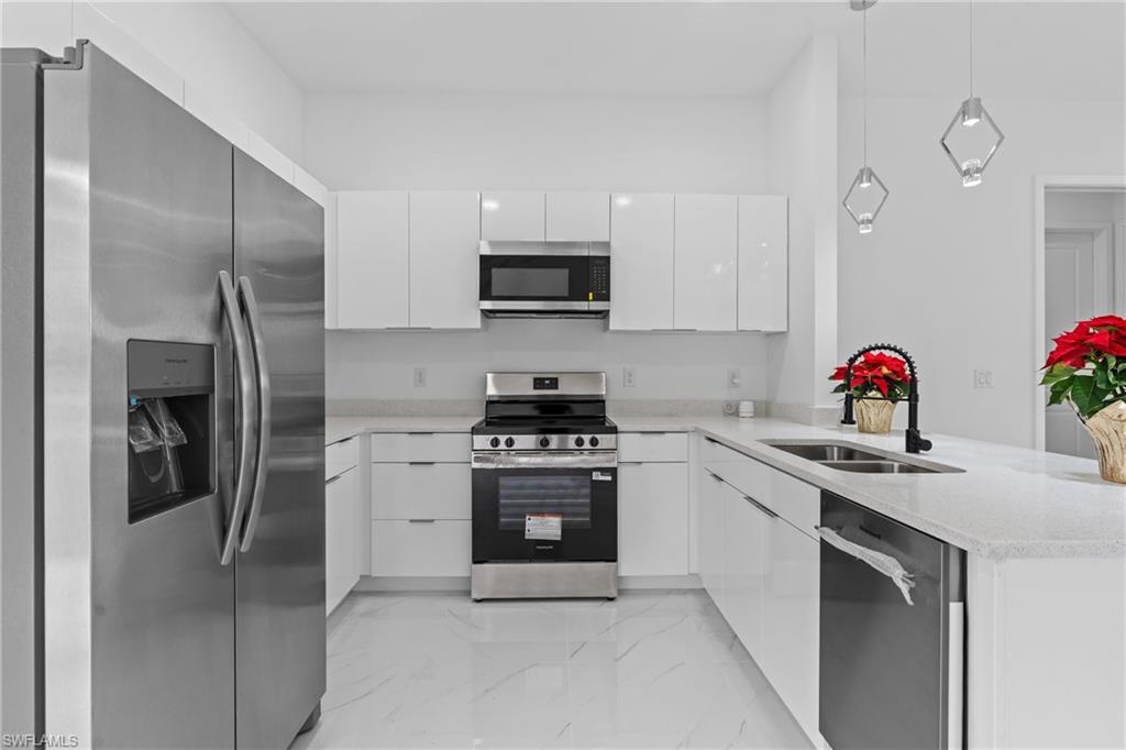 3101 Inez AVE S photo 12