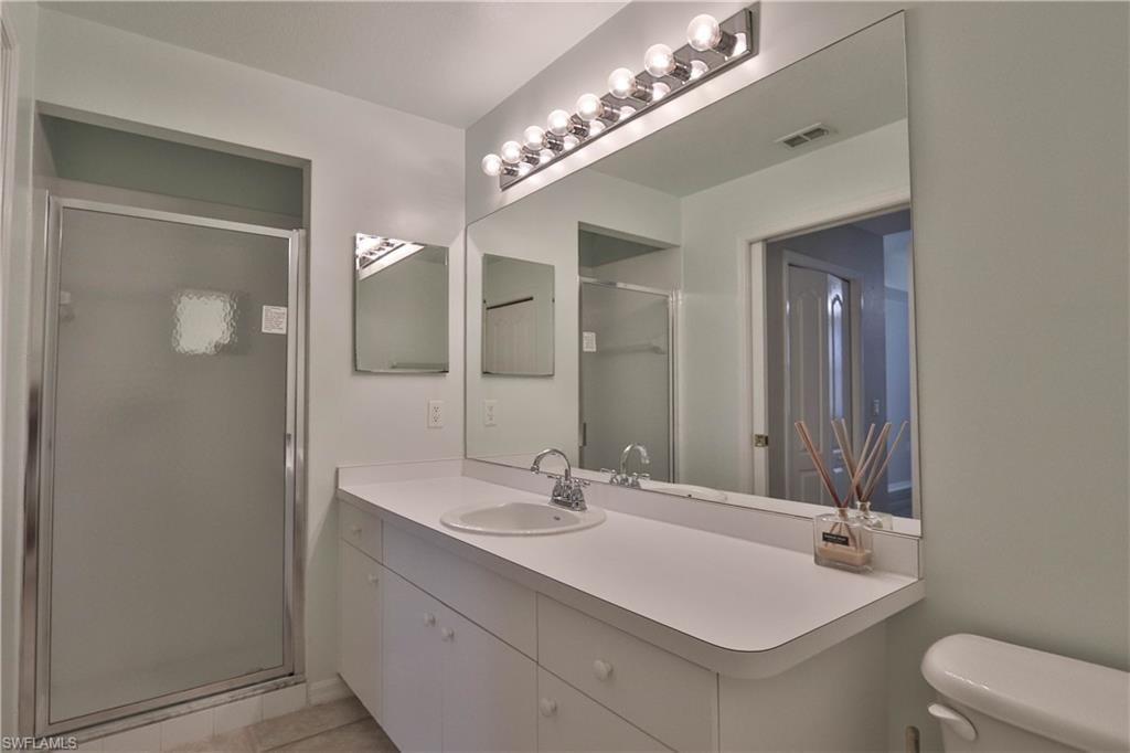 8550 Kingbird LOOP 615 photo 15