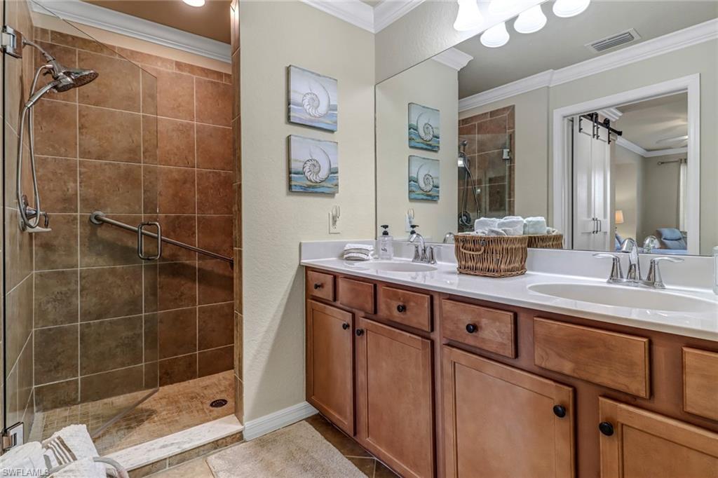 9521 Avellino WAY 2415 photo 37