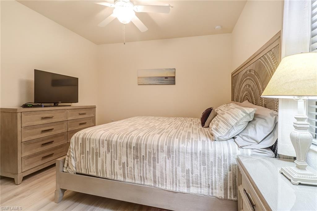 9521 Avellino WAY 2415 photo 39