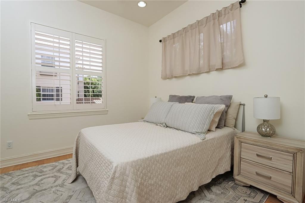 2868 Tiburon BLVD E 102 photo 17