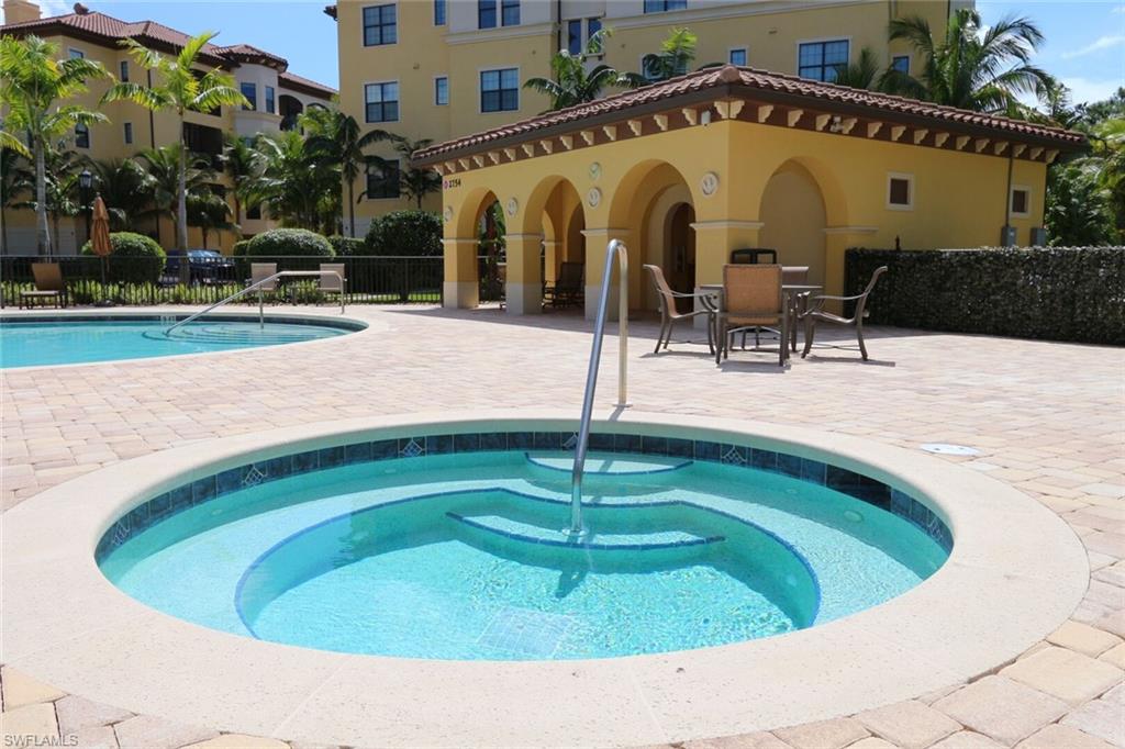 2868 Tiburon BLVD E 102 photo 32