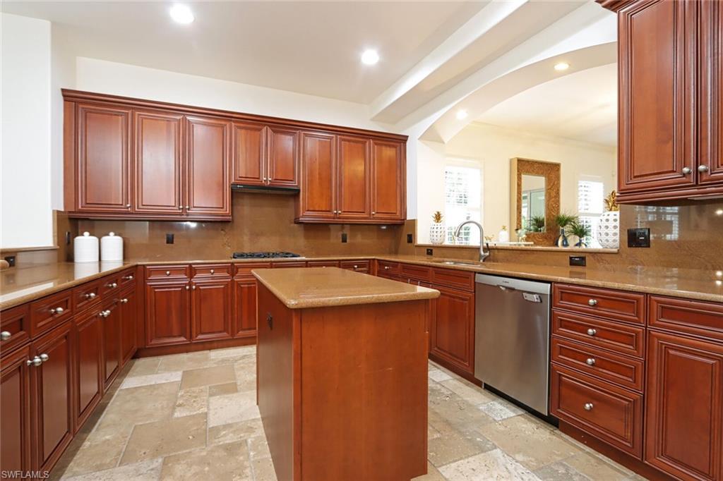 2868 Tiburon BLVD E 102 photo 9