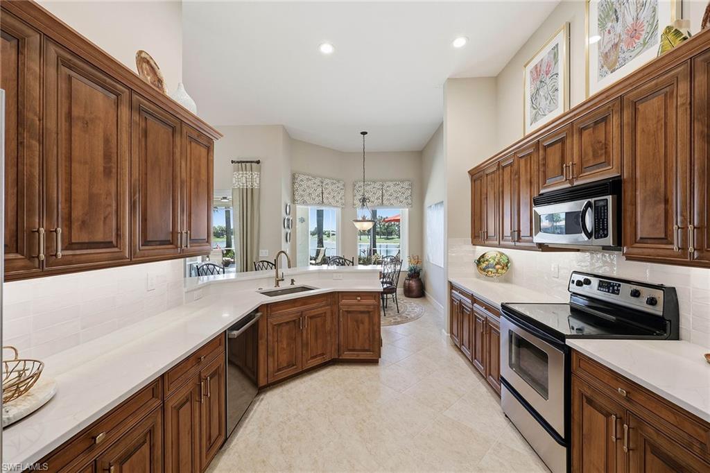 8793 Mustang Island CIR photo 15