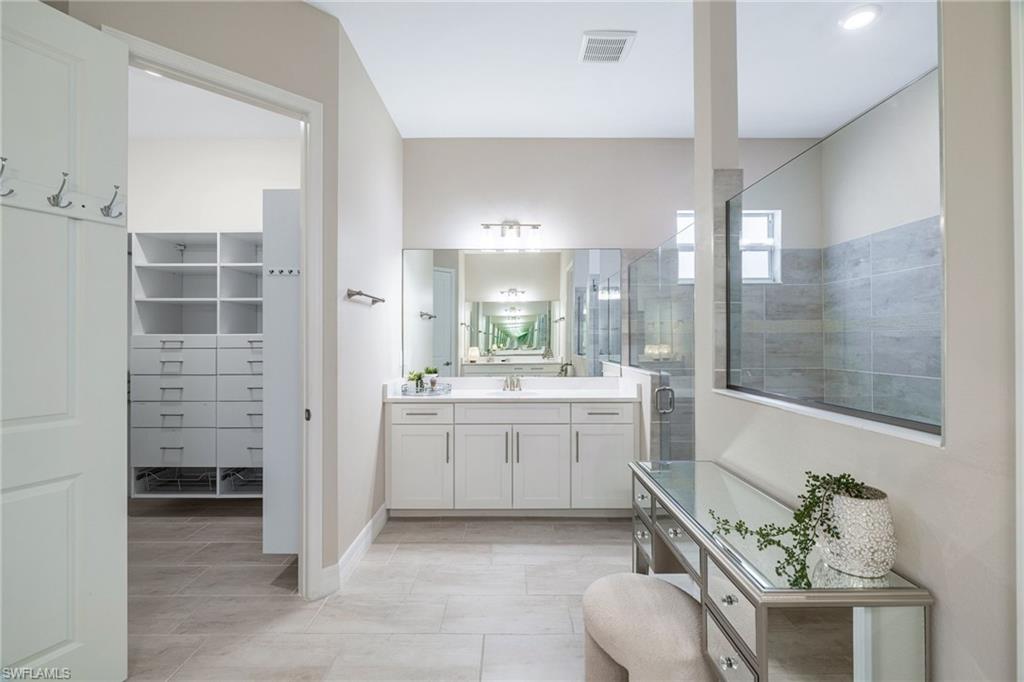 13556 Blue Bay CIR photo 12