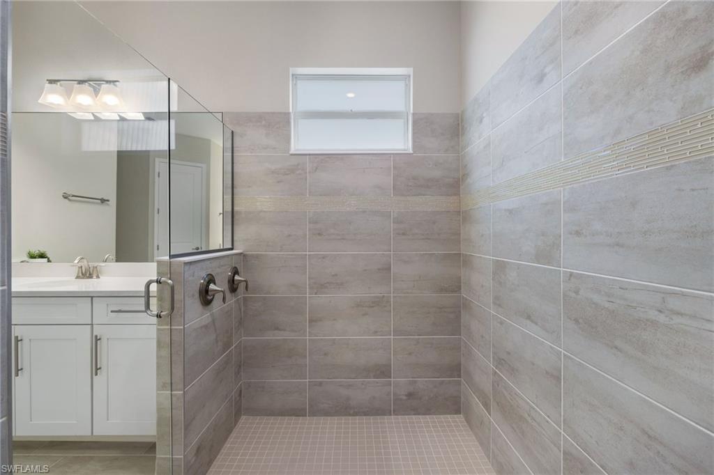 13556 Blue Bay CIR photo 15