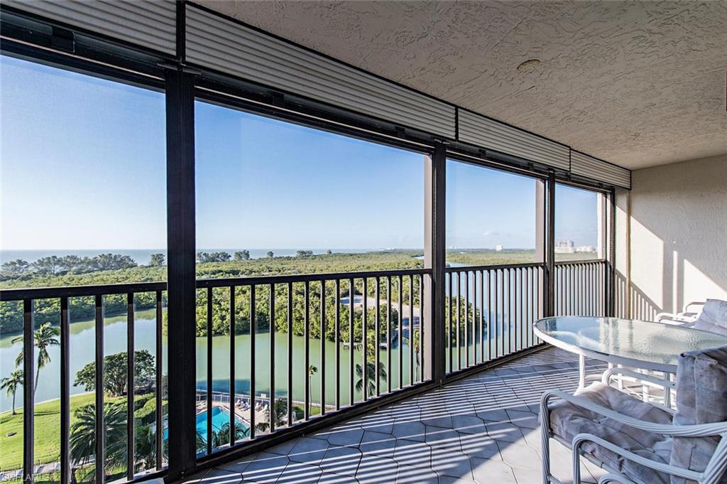 17 BLUEBILL AVE 1102