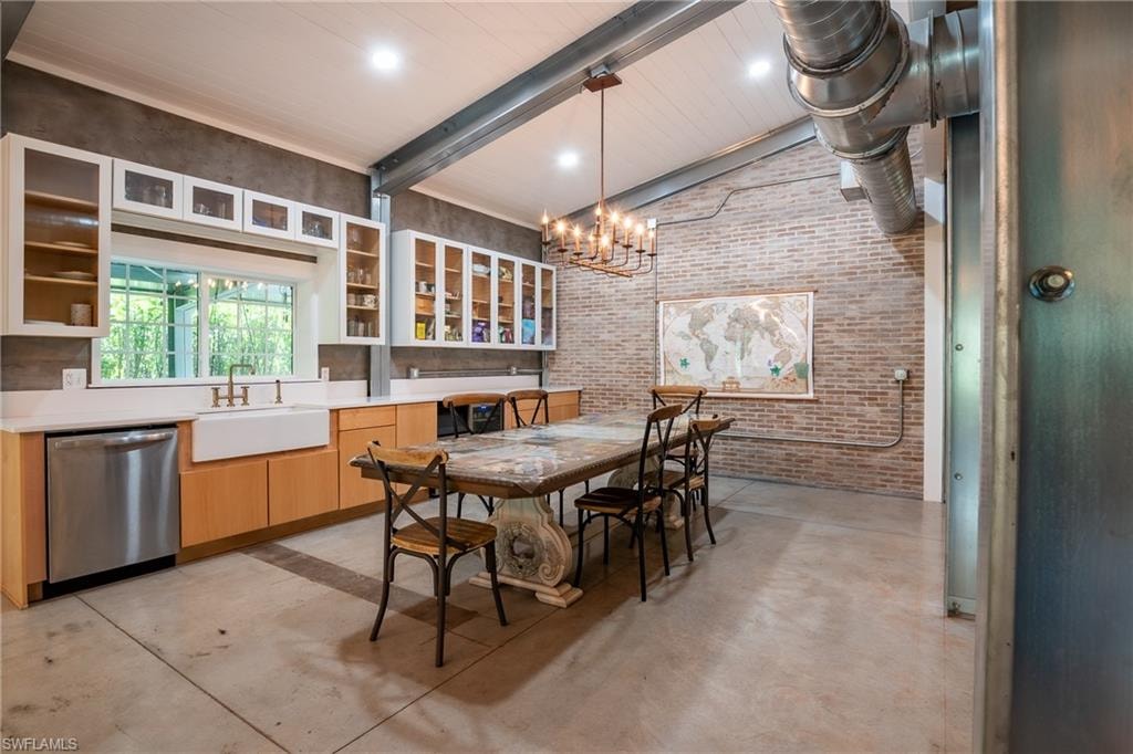 1301 Ivy WAY photo 17