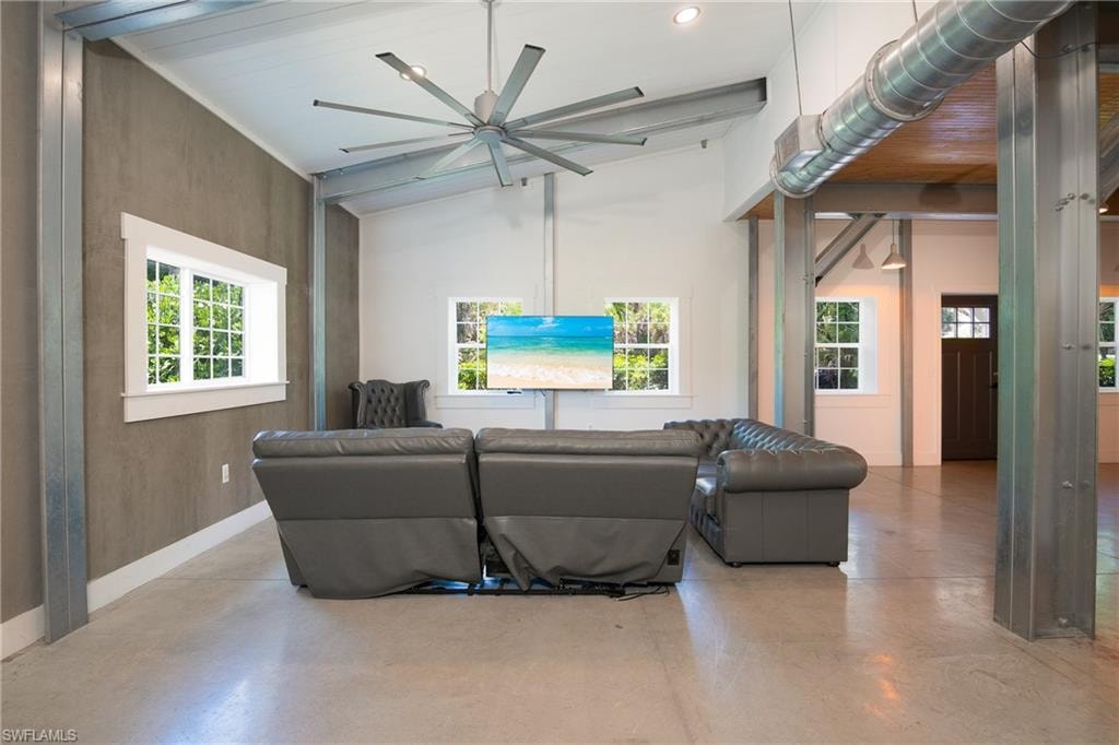 1301 Ivy WAY photo 10