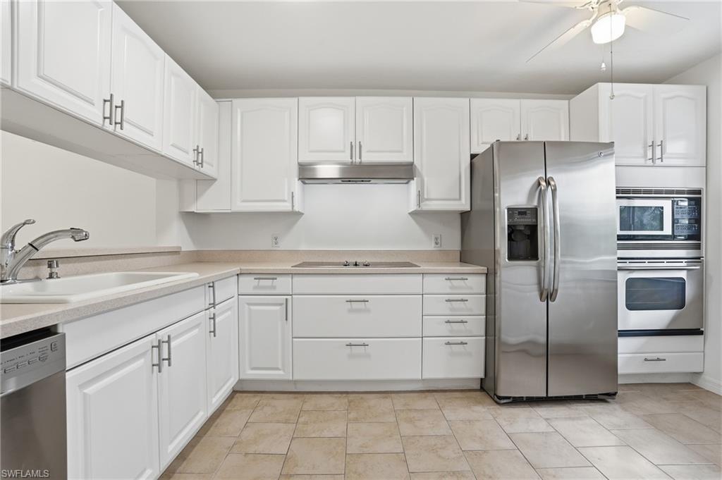 3031 Sandpiper Bay CIR F205 photo 9