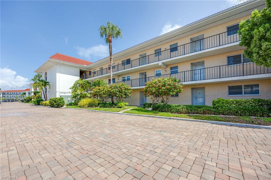 45 High Point CIR S 303