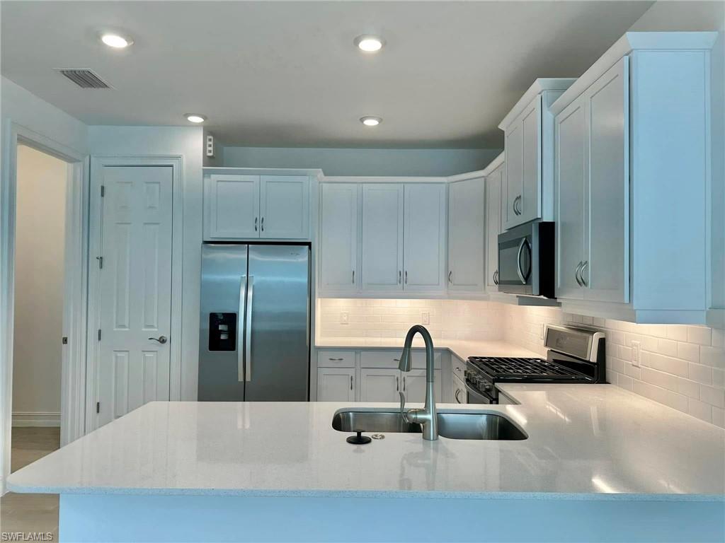 43860 Blue Heron LN photo 14