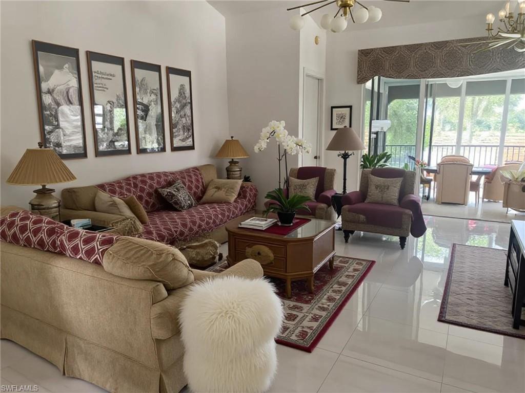 562 Laguna Royale BLVD 604 photo 6