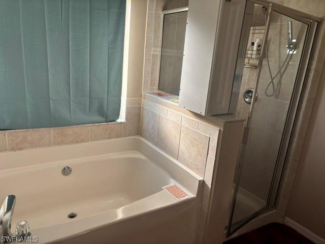 8031 Liriope LOOP photo 19