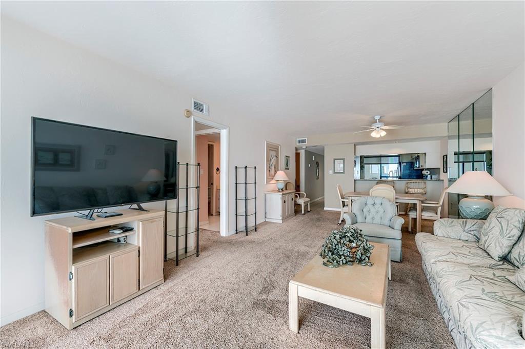 8400 Estero BLVD 903 photo 23